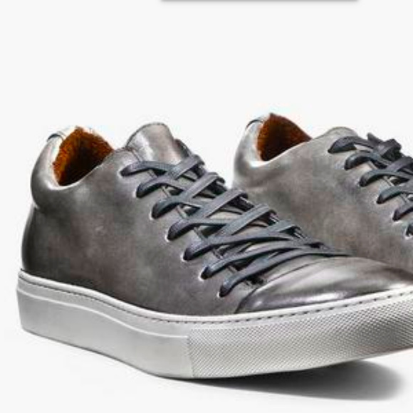 reed low top sneaker